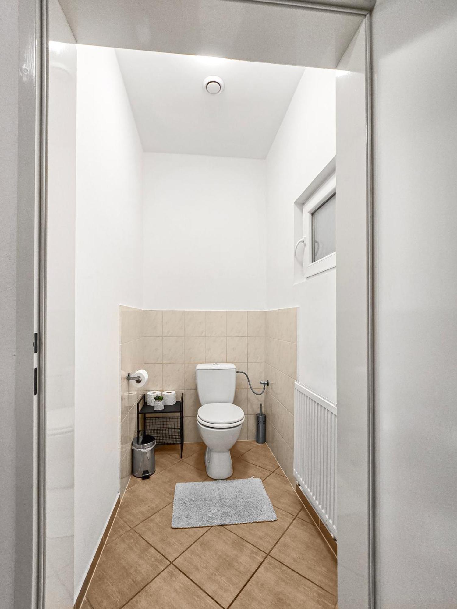 Modern Three-Bedroom, Triple King Beds 비엔나 외부 사진